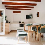 Appartement Residenz Bella Italia - Charmante Unterkunft Im Herzen Von Wuerzburg Mit Balkon, Terrasse Und Parkplatz Im Innenhof!